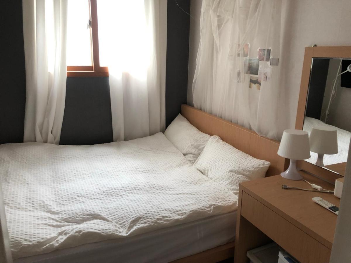 Chris Hostel Сеул Екстериор снимка