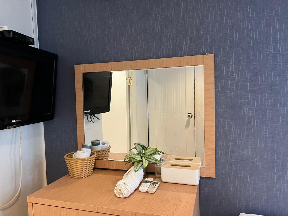 Chris Hostel Сеул Екстериор снимка