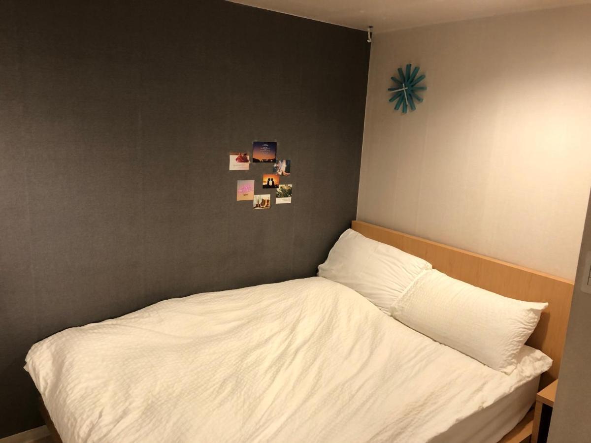 Chris Hostel Сеул Екстериор снимка