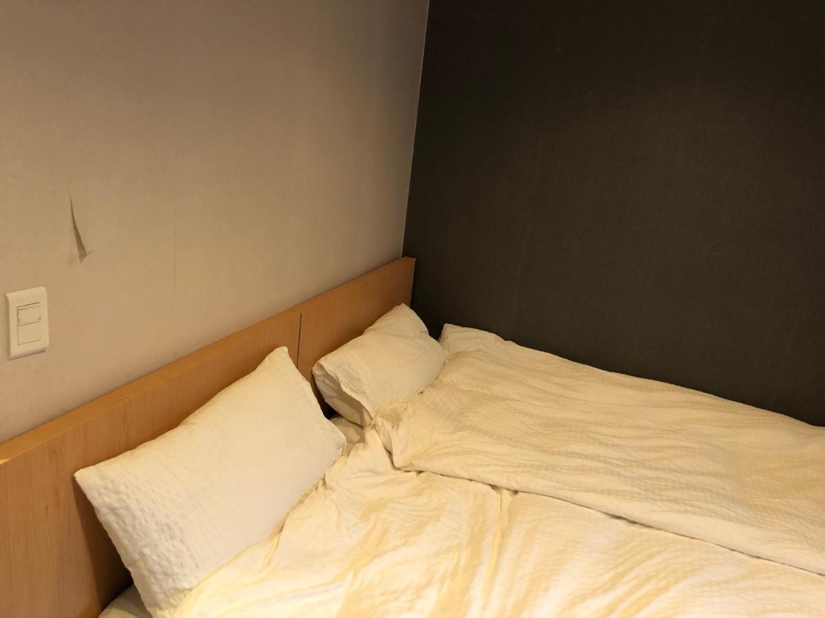 Chris Hostel Сеул Екстериор снимка