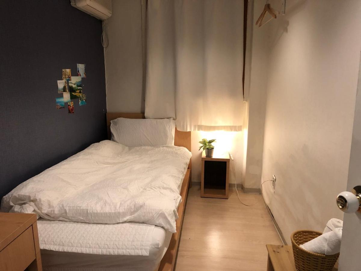 Chris Hostel Сеул Екстериор снимка