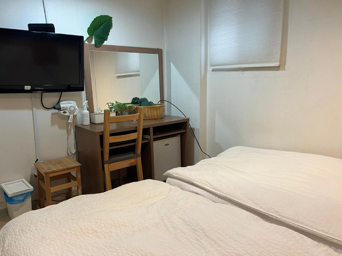 Chris Hostel Сеул Екстериор снимка